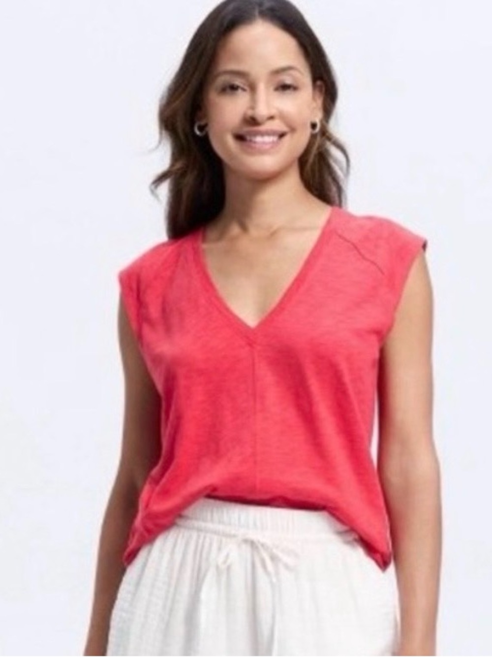 NWT Women's Cap Sleeve V-Neck T-Shirt - Universal Thread - Racer Red - Size Sm